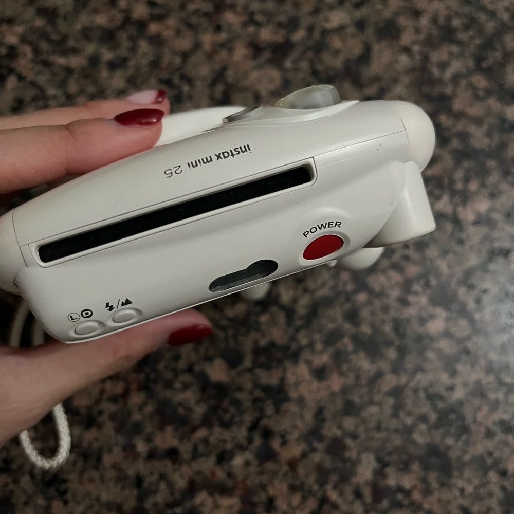 Instax Mini 25 - Picture 2 of 4